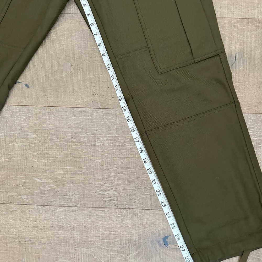 Banana Republic Green Cargo Trousers - Picture 5 of 10